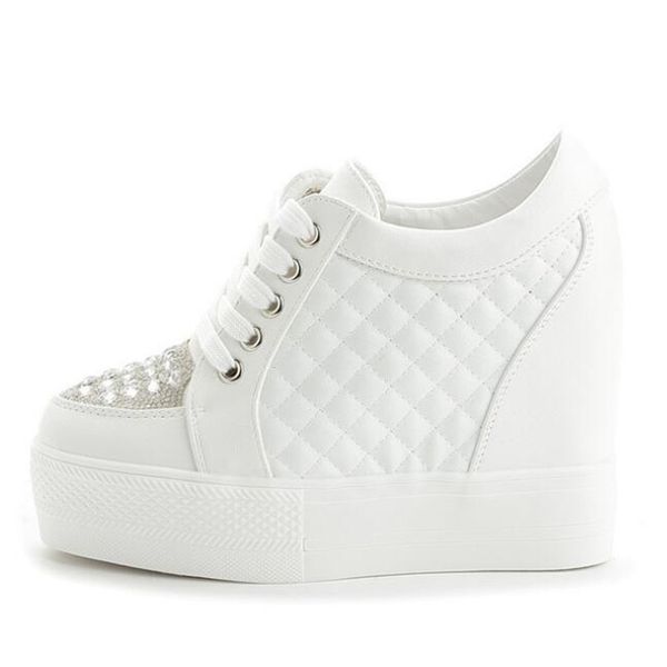 new autumn white hidden wedge heels casual shoes woman bling platform shoes elevator 11cm high-heels walking sneakers women
new autumn white hidden wedge heels casual shoes woman bling platform shoes elevator 11cm high-heels walking sneakers women
