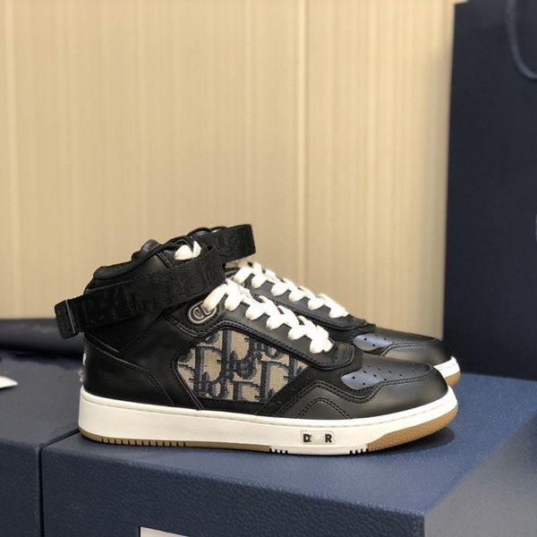 new family thick soled dad shoes, leather single lace ups, fashion letters, color matching high female students, Black
new family thick soled dad shoes, leather single lace ups, fashion letters, color matching high female students, Black
