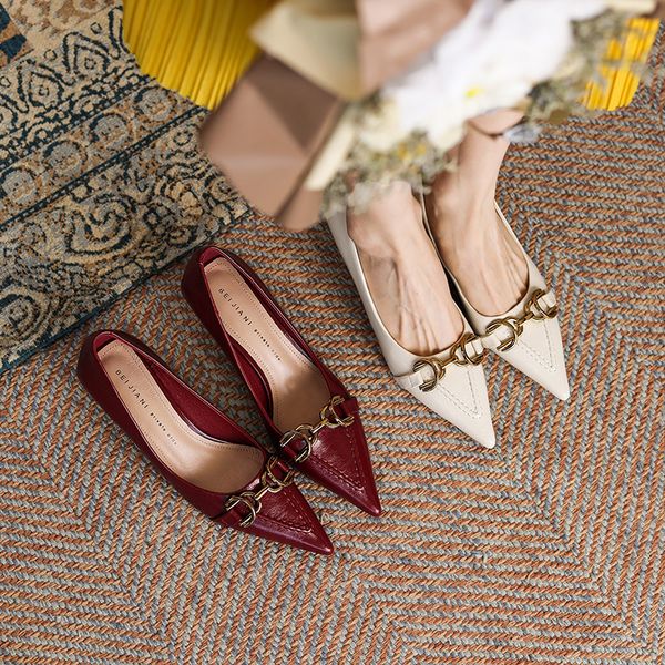 luxury dress shoes 3186-5 sheep french high 's pointed thin medium heel single sho metal buckle 2021 autumn, Black
luxury dress shoes 3186-5 sheep french high 's pointed thin medium heel single sho metal buckle 2021 autumn, Black