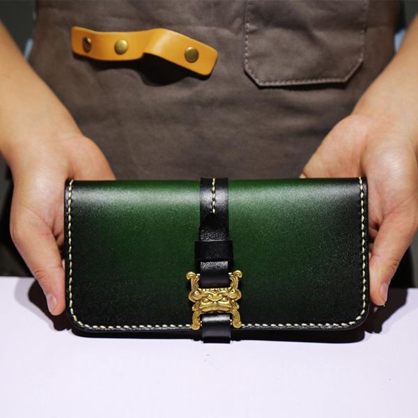 wallets manual staining cow leather hand-made bag purses women men long clutch vegetable tanned personal tailor, Red;black
wallets manual staining cow leather hand-made bag purses women men long clutch vegetable tanned personal tailor, Red;black