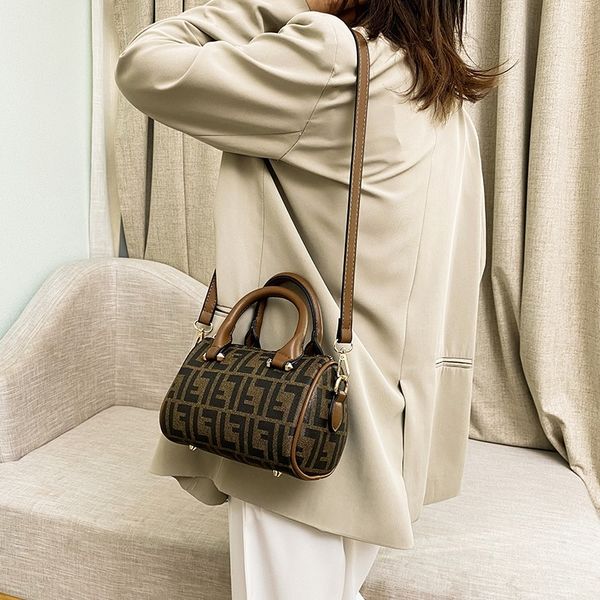 small bag women's new product one shoulder messenger bag style boston portable pillow
small bag women's new product one shoulder messenger bag style boston portable pillow