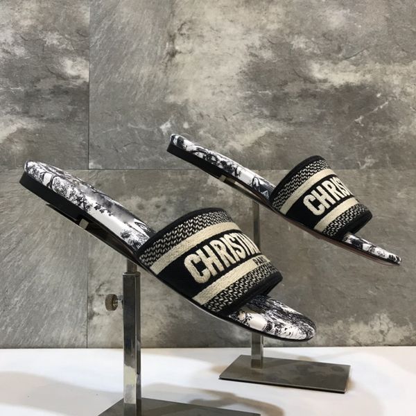 summer flat slippers 2021 new one line slipper family letter embroidery sandal women's large, Black
summer flat slippers 2021 new one line slipper family letter embroidery sandal women's large, Black