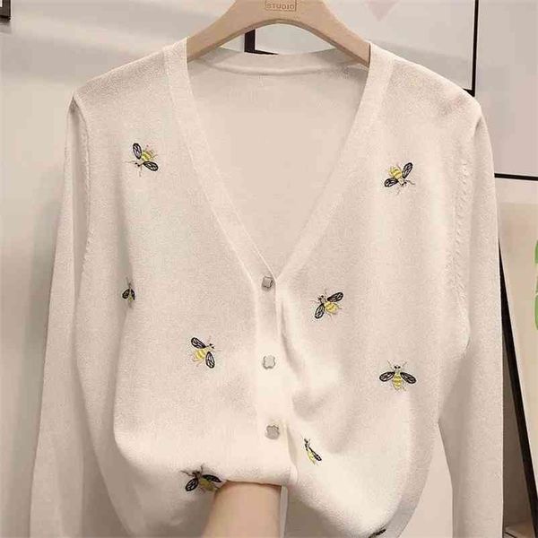 sweet three quarter sleeve embroidery thin knitted cardigans women summer white sunscreen shirt coat loose v-neck female 210522
sweet three quarter sleeve embroidery thin knitted cardigans women summer white sunscreen shirt coat loose v-neck female 210522