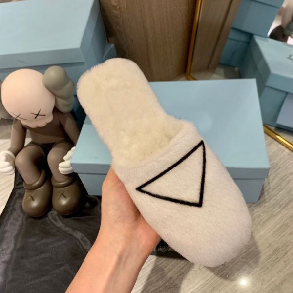 designer trendy fashion luxury casual women's shoes plush slippers, solid color with metal stamp, warm and comfortable, Black
designer trendy fashion luxury casual women's shoes plush slippers, solid color with metal stamp, warm and comfortable, Black