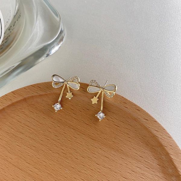 fashion butterfly star earrings for women punk rhinestone style cute girl zircon stud jewelry 2021 wholesale, Golden;silver
fashion butterfly star earrings for women punk rhinestone style cute girl zircon stud jewelry 2021 wholesale, Golden;silver