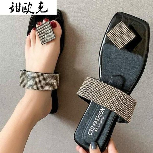 slippers summer women flat heel fashion sequined open-toed outer wear comfortable walking, Black
slippers summer women flat heel fashion sequined open-toed outer wear comfortable walking, Black