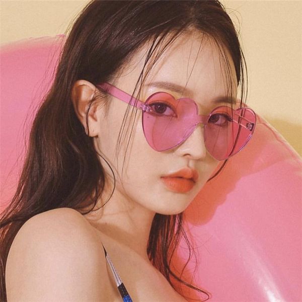 fashion sunglasses frames love transparent jelly conjoined personality peach heart women's men glasses vintage, Black
fashion sunglasses frames love transparent jelly conjoined personality peach heart women's men glasses vintage, Black