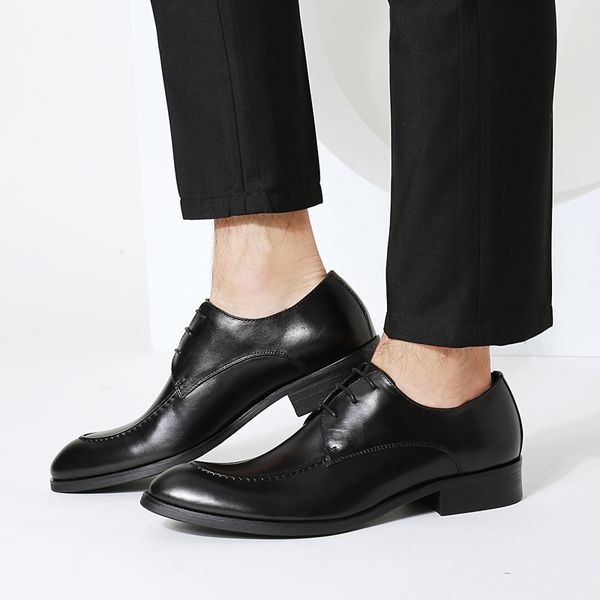 genuine leather wedding office brogue shoes men business dress shoes for man footwear mens oxford shoes classic black wine red
genuine leather wedding office brogue shoes men business dress shoes for man footwear mens oxford shoes classic black wine red