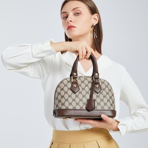 evening bags large capacity women's shoulder classic women shell bag luxury faux leather tote handbags ladies messenger
evening bags large capacity women's shoulder classic women shell bag luxury faux leather tote handbags ladies messenger
