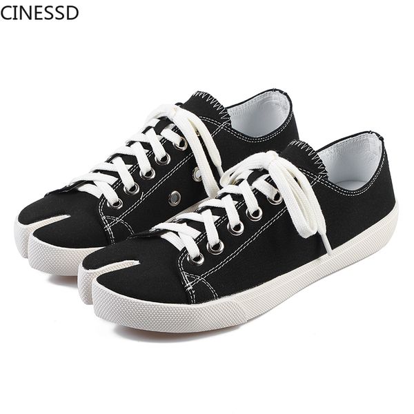 boots women split teen flat canvas shoes woman laugh up sneakers casual ladies vulcanized around the nose tabi ninja 0904, Black
boots women split teen flat canvas shoes woman laugh up sneakers casual ladies vulcanized around the nose tabi ninja 0904, Black