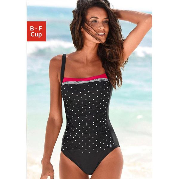 one-piece suits 2021 dotted swimwear swimsuit women's classic monokini slim beach wear backless bathing suit bather s~xxl
one-piece suits 2021 dotted swimwear swimsuit women's classic monokini slim beach wear backless bathing suit bather s~xxl
