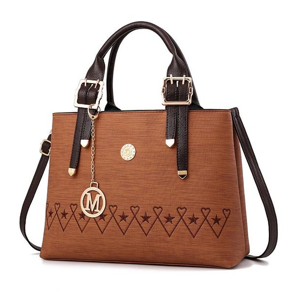 evening bags 100% genuine leather women handbags 2021 fashions, bags, ladies, atmosphere, ladies' slanting shoulder bags.
evening bags 100% genuine leather women handbags 2021 fashions, bags, ladies, atmosphere, ladies' slanting shoulder bags.