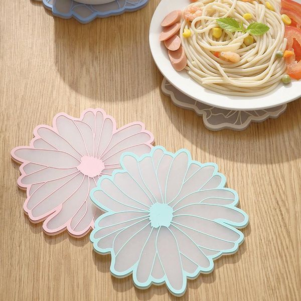 mats & pads 3 color silicone mat cup heat resistant drink coasters non-slip pot holder table place kitchen accessories
mats & pads 3 color silicone mat cup heat resistant drink coasters non-slip pot holder table place kitchen accessories