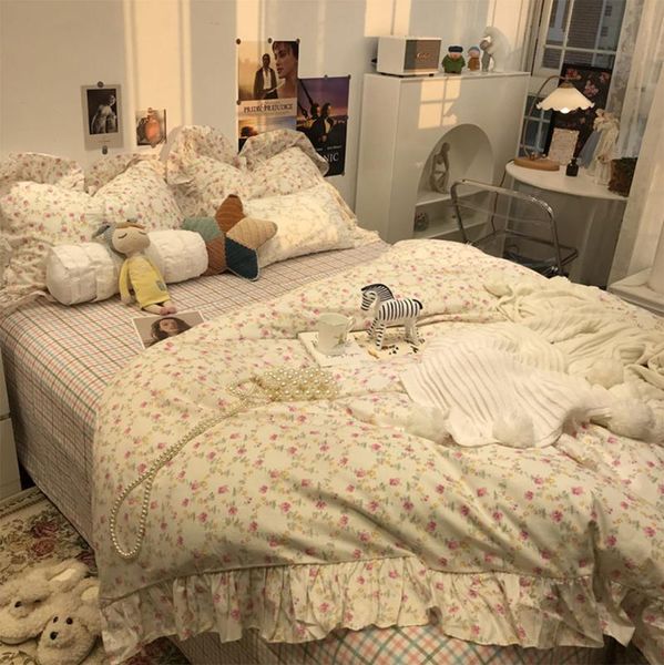 bedding sets elegant romantic floral set, pink flower cotton ruffled twin full home textile bed sheet pillow case duvet cover
bedding sets elegant romantic floral set, pink flower cotton ruffled twin full home textile bed sheet pillow case duvet cover
