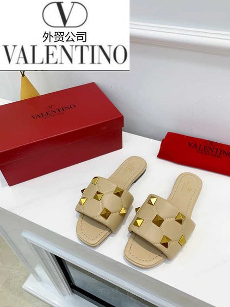 walking slides women casual handmade men tennis sandals slippers mules designer luxury thongs shoes jykq, Black;white
walking slides women casual handmade men tennis sandals slippers mules designer luxury thongs shoes jykq, Black;white