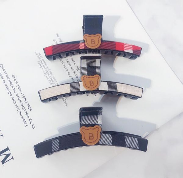 simple british style grid pattern charm women hair clamp fashion korean letters print geometric crab clip cloth claw clips accessories, Slivery;golden
simple british style grid pattern charm women hair clamp fashion korean letters print geometric crab clip cloth claw clips accessories, Slivery;golden