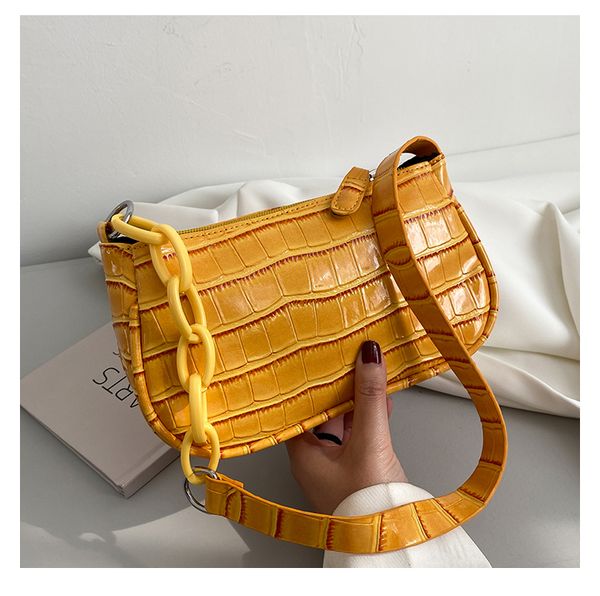 female acrylic chain handle underarm bag crocodile pattern small shoulder bag for women simple fashion ladies purse handbags
female acrylic chain handle underarm bag crocodile pattern small shoulder bag for women simple fashion ladies purse handbags