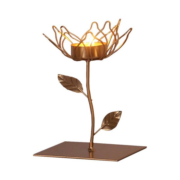 candle holders christmas wrought iron holder tableromantic art table centerpiece festival decoration
candle holders christmas wrought iron holder tableromantic art table centerpiece festival decoration
