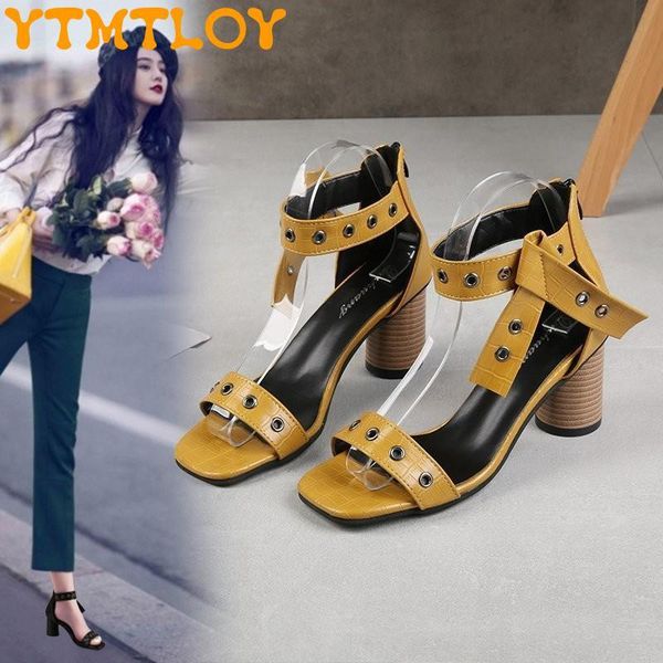 sandals classic35-43 european and american roman style metal buckle open-toe high-heeled sandals, bow-knot back zipper women, Black
sandals classic35-43 european and american roman style metal buckle open-toe high-heeled sandals, bow-knot back zipper women, Black