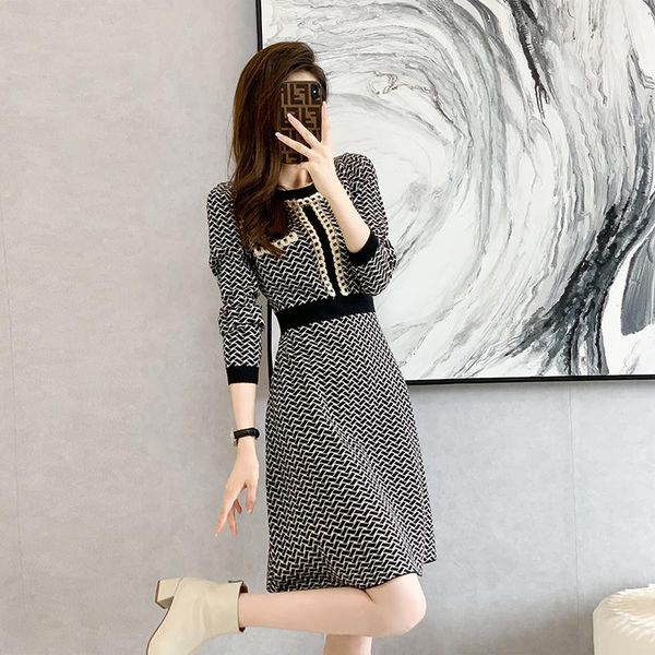 casual dresses fall winter korean harajuku slim women's knitted gentle noble luxury sweater o neck dress vestidos, Black;gray
casual dresses fall winter korean harajuku slim women's knitted gentle noble luxury sweater o neck dress vestidos, Black;gray