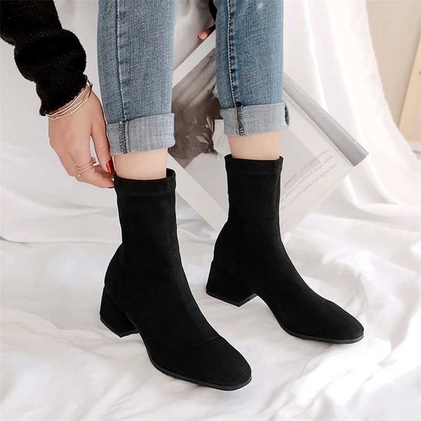flock ankle boots women for autumn winter fashion square toe heel zipper woman chelsea boots plus size 33-43 211204, Black 
flock ankle boots women for autumn winter fashion square toe heel zipper woman chelsea boots plus size 33-43 211204, Black