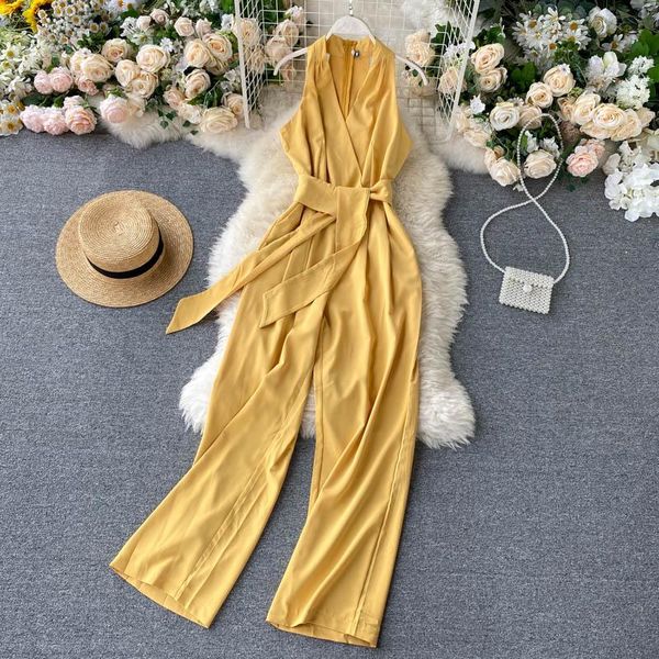 women floral strap rompers retro hollow square collar sleeveless wide leg short casual fashion print women's jumpsuits &, Black;white
women floral strap rompers retro hollow square collar sleeveless wide leg short casual fashion print women's jumpsuits &, Black;white