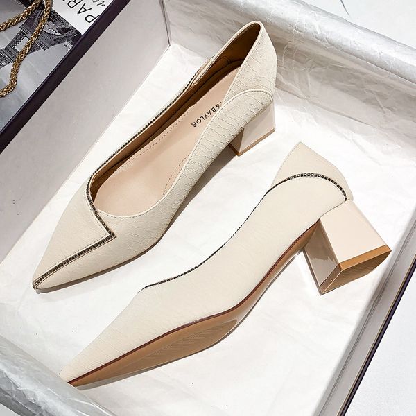 french medium heel sho women's thick high pointed toe 2021 autumn large mary jane 526-12
french medium heel sho women's thick high pointed toe 2021 autumn large mary jane 526-12