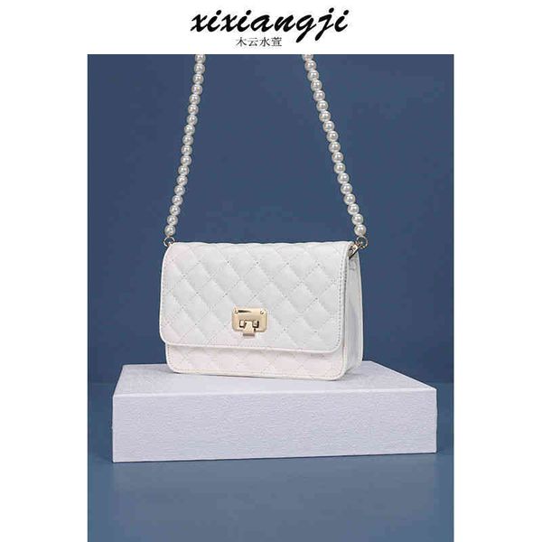 summer super fire white bag women 2021 new fashion pearl chain versatile one shoulder messenger bag with logo
summer super fire white bag women 2021 new fashion pearl chain versatile one shoulder messenger bag with logo