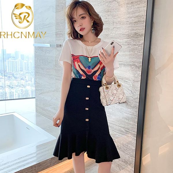 two piece dress women fashion 2 set summer print high heels short sleeve t-shirt + elegant ruffles single breasted knee skirt suits, White
two piece dress women fashion 2 set summer print high heels short sleeve t-shirt + elegant ruffles single breasted knee skirt suits, White