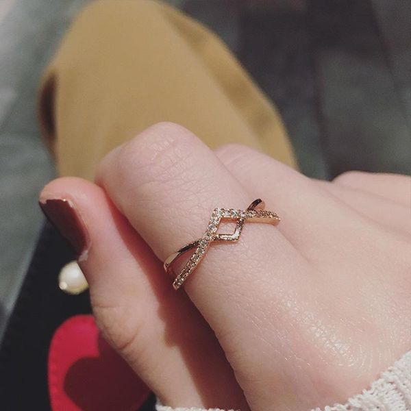 arrival dominated women shiny crystal party trendy geometric rings contracted metal hollow adjustable lovely cluster, Golden;silver
arrival dominated women shiny crystal party trendy geometric rings contracted metal hollow adjustable lovely cluster, Golden;silver