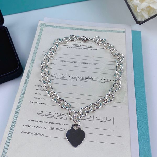 2021 delicate superior quality versatile peach heart necklace luxurys designer necklace jewelry simplicity trend men, Silver
2021 delicate superior quality versatile peach heart necklace luxurys designer necklace jewelry simplicity trend men, Silver