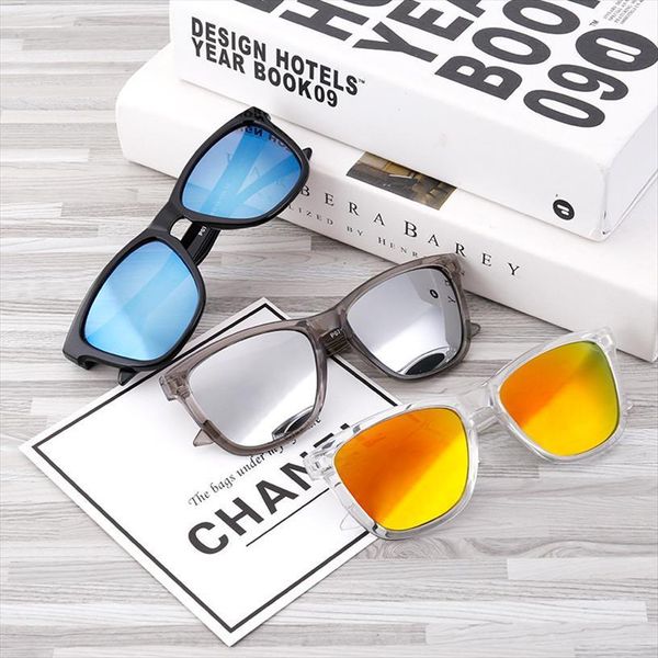 Classic Women Men Sunglasses Vintage Mirror Coating Lens Transparent Frame Sun Glasses Outdoor Sports Goggle Wholesale, White;black
Classic Women Men Sunglasses Vintage Mirror Coating Lens Transparent Frame Sun Glasses Outdoor Sports Goggle Wholesale, White;black