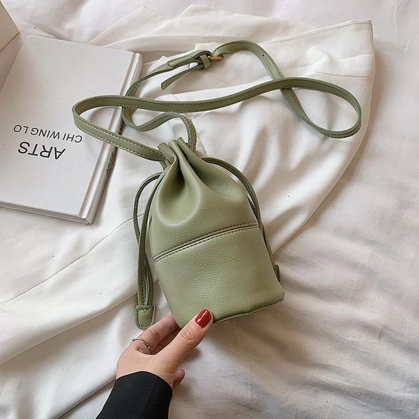 evening bags fashion cylindrical shoulder for women 2021 solid color designer female crossbody bag summer small handbags
evening bags fashion cylindrical shoulder for women 2021 solid color designer female crossbody bag summer small handbags