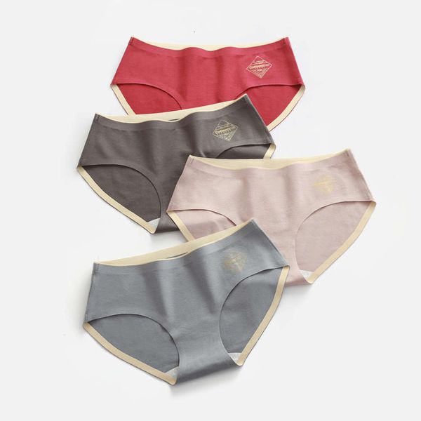 female pure cotton crotch girl middle low waist traceless breathable briefs, Black;pink
female pure cotton crotch girl middle low waist traceless breathable briefs, Black;pink