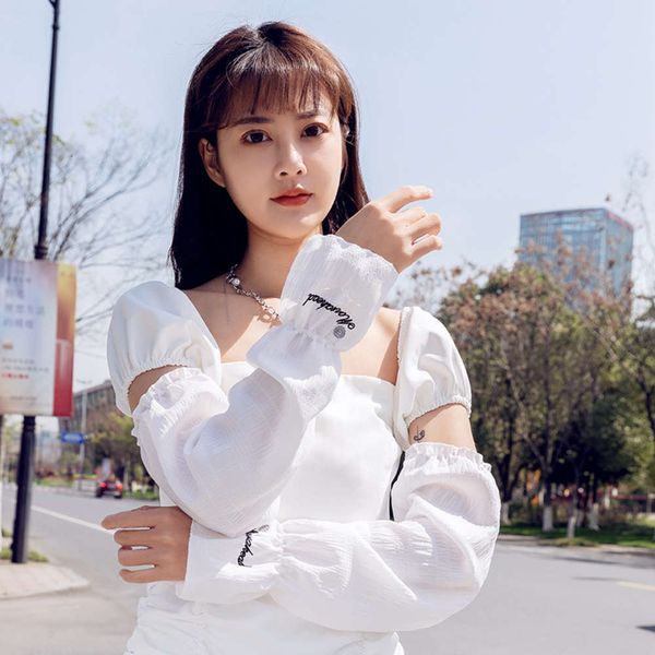 ice silk sleeves sunscreen loose summer driving women's thin riding false sleeve breathable cool print protective arm
ice silk sleeves sunscreen loose summer driving women's thin riding false sleeve breathable cool print protective arm