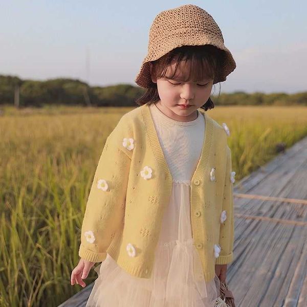 girl sweater coat 2021 new toddler baby floral printing long sleeve sweater knit girl knitting cardigan coat baby jacket y1024, Blue
girl sweater coat 2021 new toddler baby floral printing long sleeve sweater knit girl knitting cardigan coat baby jacket y1024, Blue