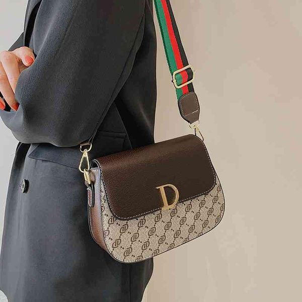 80% off texture bag female new fashion saddle versatile broadband single shoulder messenger bag handbags
80% off texture bag female new fashion saddle versatile broadband single shoulder messenger bag handbags