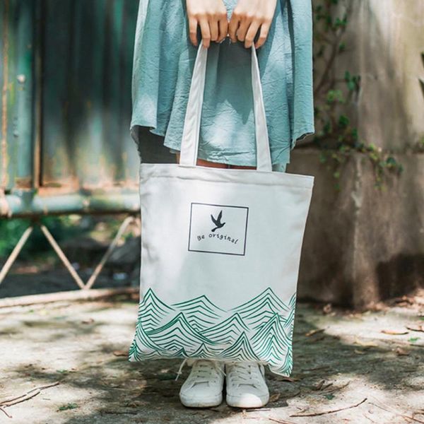 shopping bags 35*40cm high-quality canvas eco reusable foldable shoulder bag handbag tote large capacity cartoon mountain
shopping bags 35*40cm high-quality canvas eco reusable foldable shoulder bag handbag tote large capacity cartoon mountain