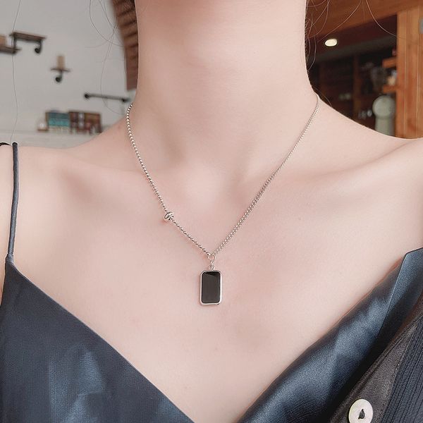 chaosheng s925 sterling silver enamel black brand english face necklace simple and generous, versatile design, clavicle chain
chaosheng s925 sterling silver enamel black brand english face necklace simple and generous, versatile design, clavicle chain