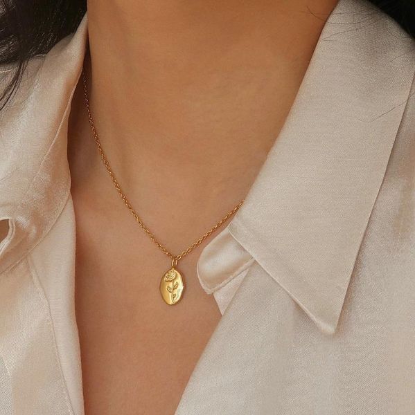 pendant necklaces 2021 elegant irregular oval plate rose flower necklace for women minimalist stainless steel, Silver
pendant necklaces 2021 elegant irregular oval plate rose flower necklace for women minimalist stainless steel, Silver