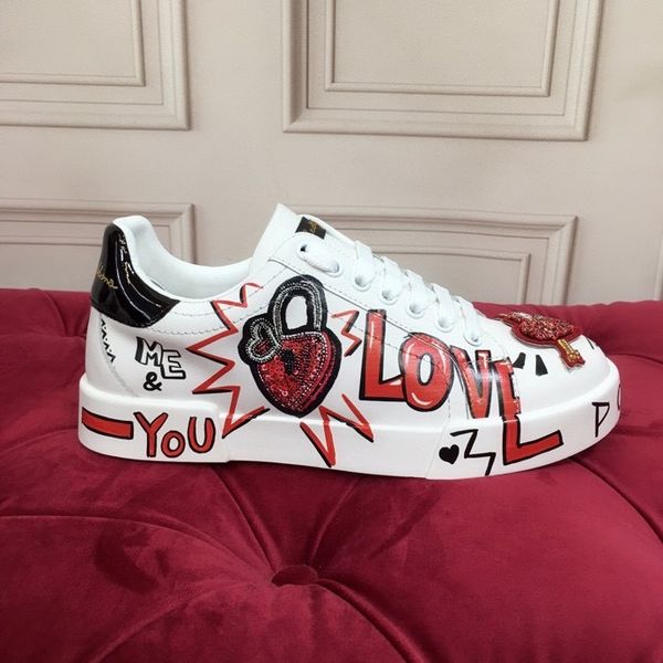 designer sneakers casual shoes women men trainers vintage luxury ladies shoe fashion causal sneaker quality, Black;red
designer sneakers casual shoes women men trainers vintage luxury ladies shoe fashion causal sneaker quality, Black;red