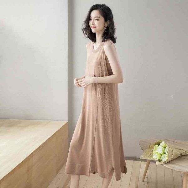 casual dresses ice silk knitted 2022 summer korean round neck loose thin women's wear medium length vt skirt, Black;gray
casual dresses ice silk knitted 2022 summer korean round neck loose thin women's wear medium length vt skirt, Black;gray