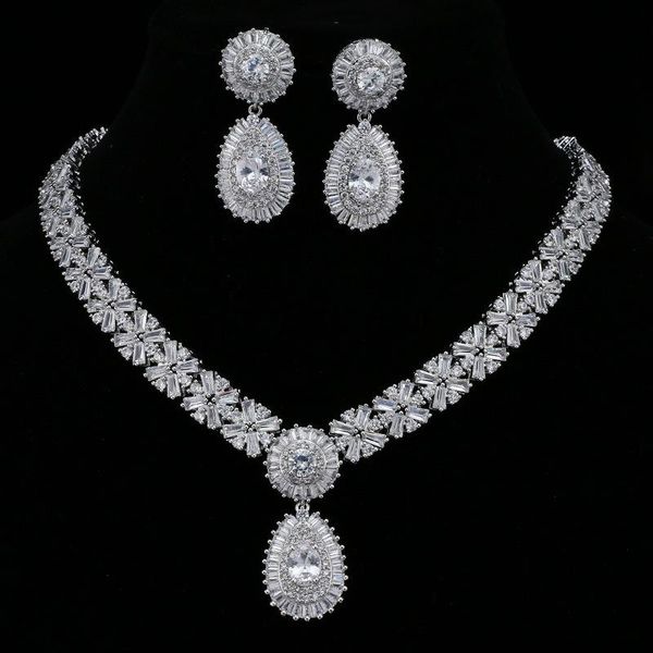 earrings & necklace exclusive dubai gold plate jewellery luxury cubic zirconia earring bracelet party jewelry set for women t053, Silver
earrings & necklace exclusive dubai gold plate jewellery luxury cubic zirconia earring bracelet party jewelry set for women t053, Silver