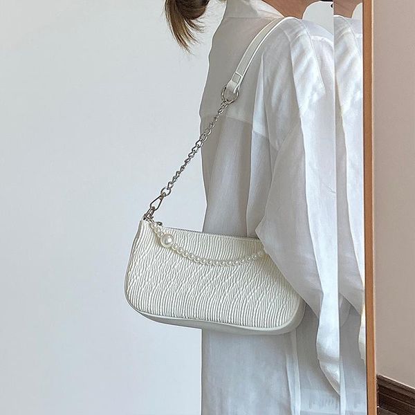 evening bags folded armpit baguette french retro pearl chain one-shoulder messenger bag fashion trend
evening bags folded armpit baguette french retro pearl chain one-shoulder messenger bag fashion trend