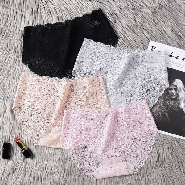 traceless underwear women lace bacterial breathable hip lifting girls middle waist triangle cotton summer thin, Black;pink
traceless underwear women lace bacterial breathable hip lifting girls middle waist triangle cotton summer thin, Black;pink