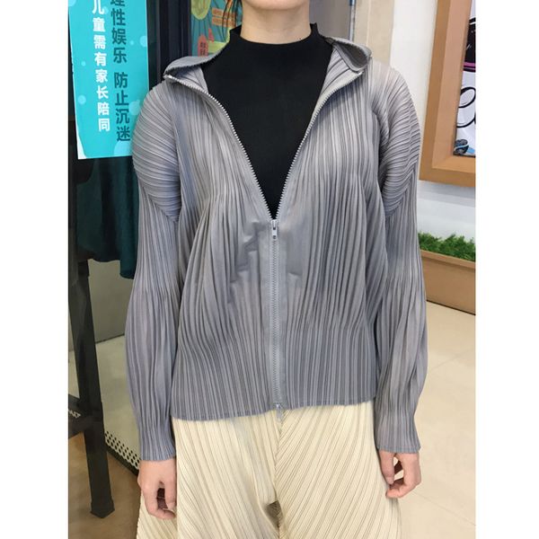 women's jackets pleated casual harem pants korean fashion classic hooded zipper jacket pocket women pant suits two piece gray 0dby, Black;brown
women's jackets pleated casual harem pants korean fashion classic hooded zipper jacket pocket women pant suits two piece gray 0dby, Black;brown