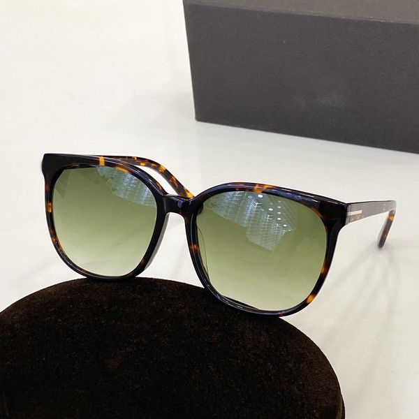 men sunglasses for women latest selling fashion 801 sun glasses mens sunglass gafas de sol glass uv400 lens with box, White;black
men sunglasses for women latest selling fashion 801 sun glasses mens sunglass gafas de sol glass uv400 lens with box, White;black