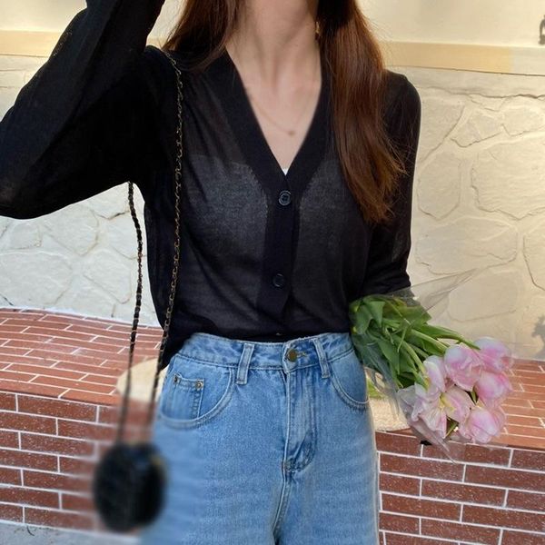 women's t-shirt 2021 summer fashion solid color v-neck long-sleeved button-casual knit cardigan sunscreen korean version of sweet an, White
women's t-shirt 2021 summer fashion solid color v-neck long-sleeved button-casual knit cardigan sunscreen korean version of sweet an, White