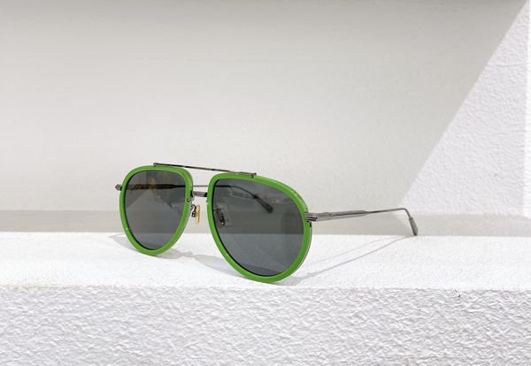 oval full frame sunglasses mensa blacksuit thin metal glasses arm summer uv lens sunglass high-quality designer eyeglasses, White;black
oval full frame sunglasses mensa blacksuit thin metal glasses arm summer uv lens sunglass high-quality designer eyeglasses, White;black