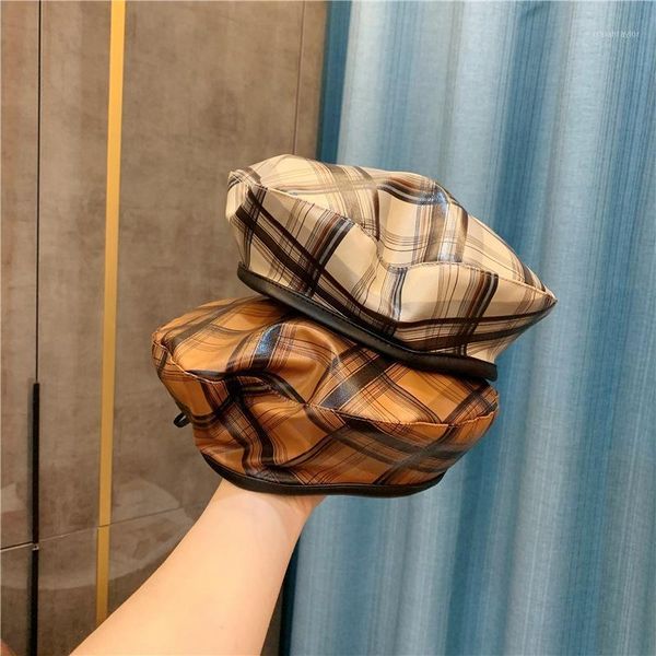 berets 202108-banjian27 british plaid waterproof pvc coating street beret hat men women leisure painter, Blue;gray
berets 202108-banjian27 british plaid waterproof pvc coating street beret hat men women leisure painter, Blue;gray